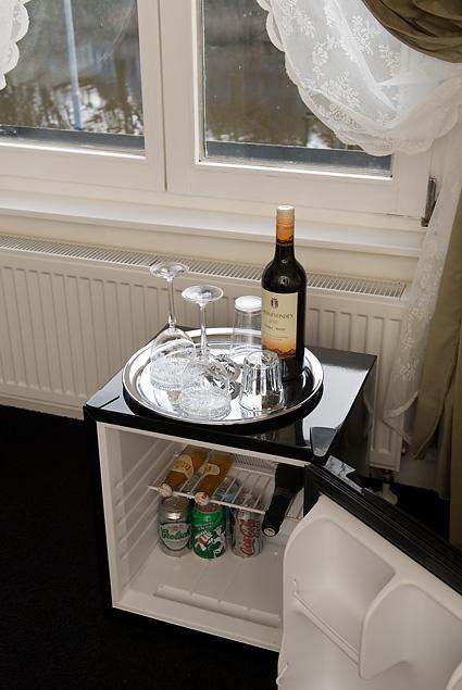 B&B Aan De Singelgracht Бреда Номер фото