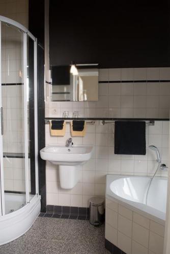 B&B Aan De Singelgracht Бреда Екстер'єр фото